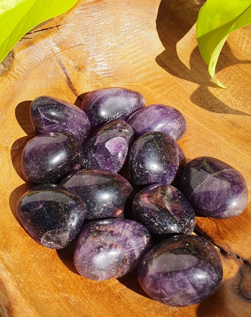 amethyst tumbles